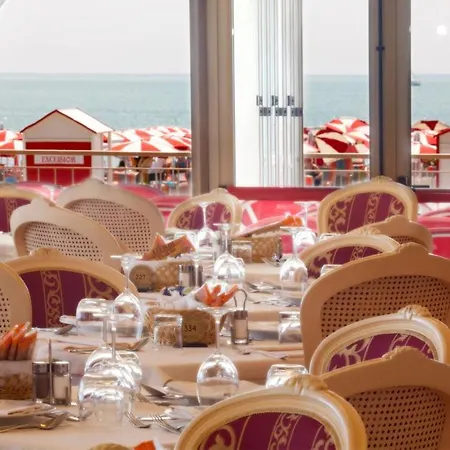 Hotel Excelsior 3*